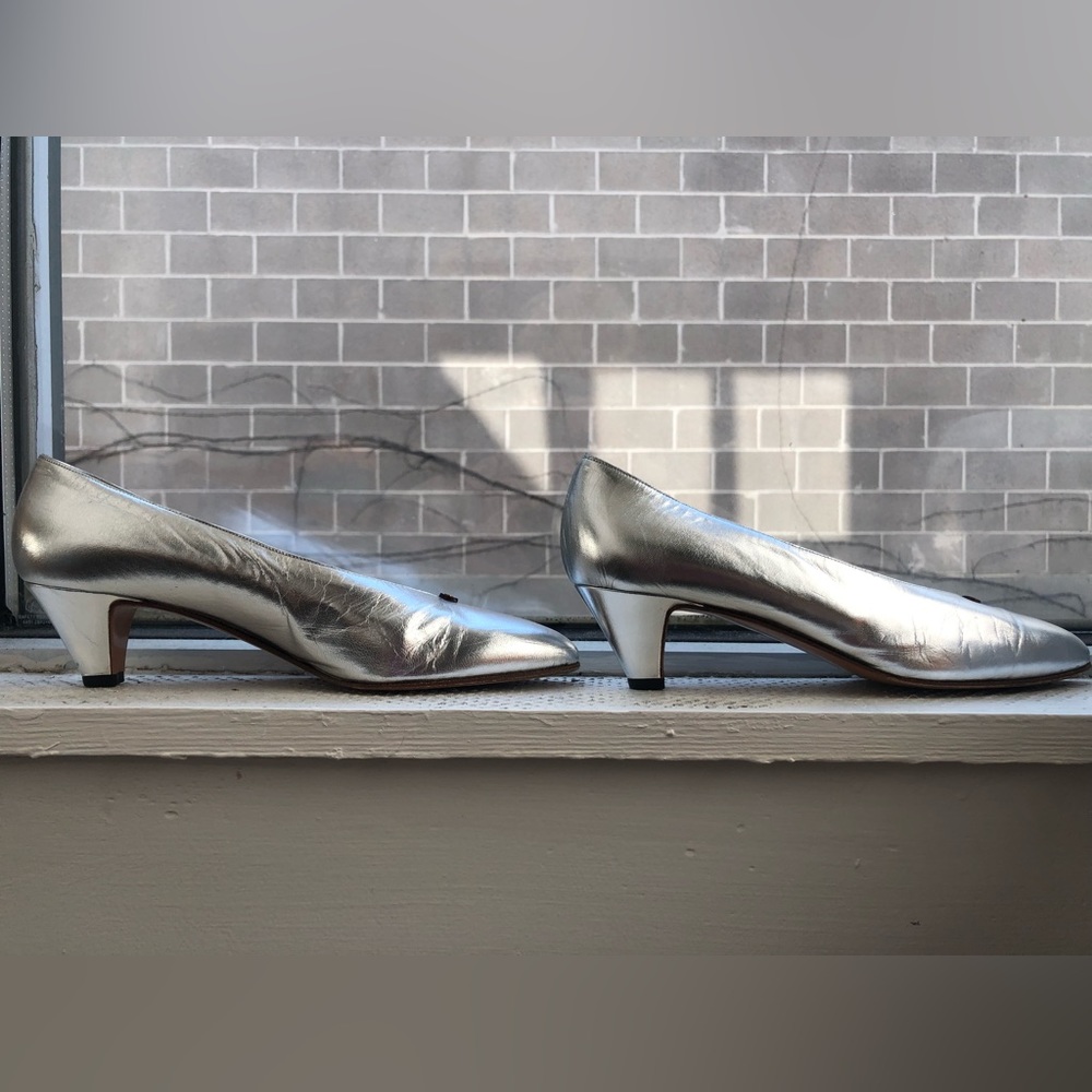Vintage GUCCI silver heels